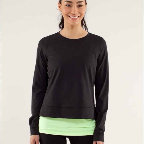 lululemon athletica Tops - Lululemon Athletica Black Warm Up Crew